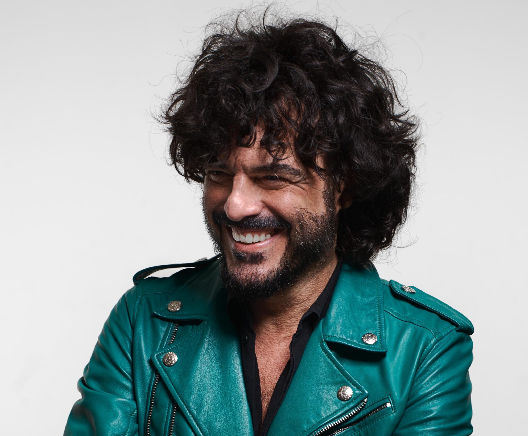 Renga, Levante e J-Ax nella sfida delle cover